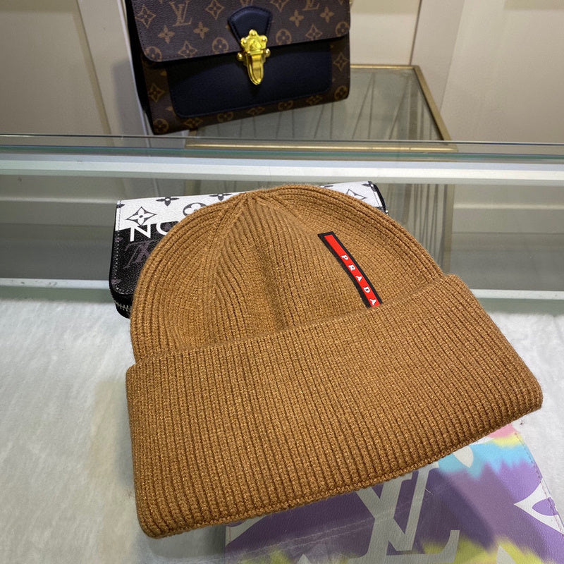 SPAH2 Classic red striped knit hat