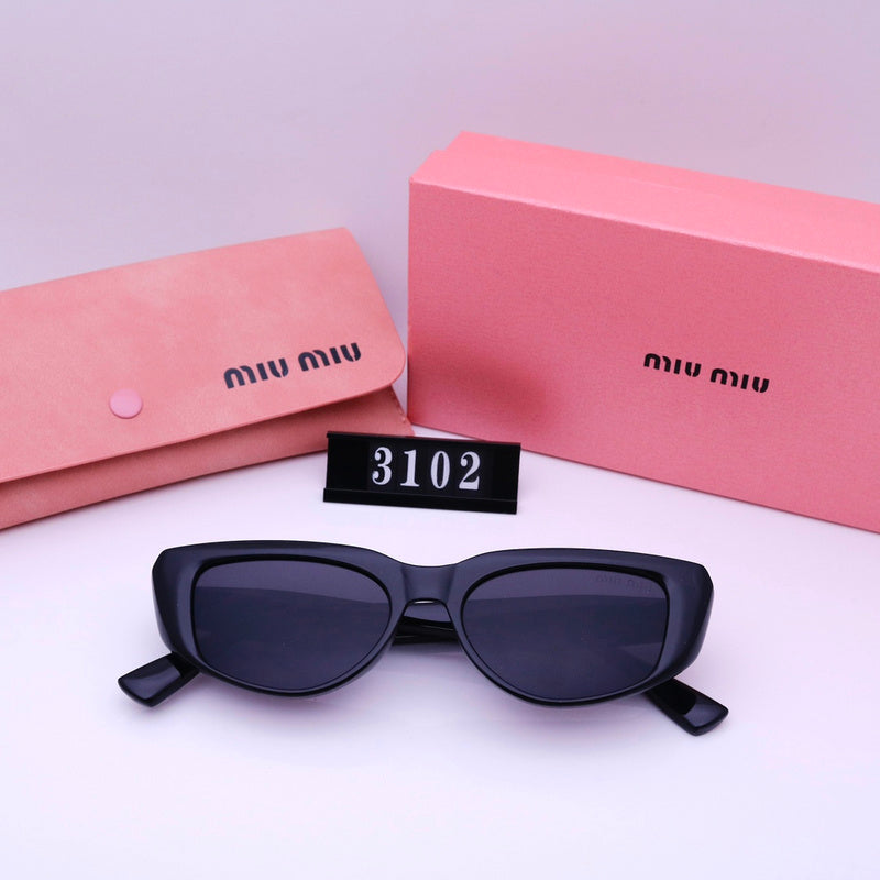 3102 Sunglasses with box