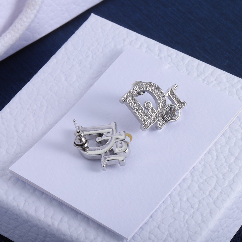 DIE28 Women's new fashion stud earrings Jewelry