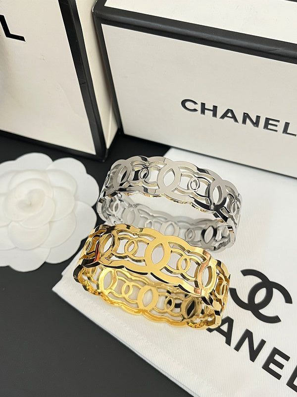 S370 Women's hollow bracelet Jewelry