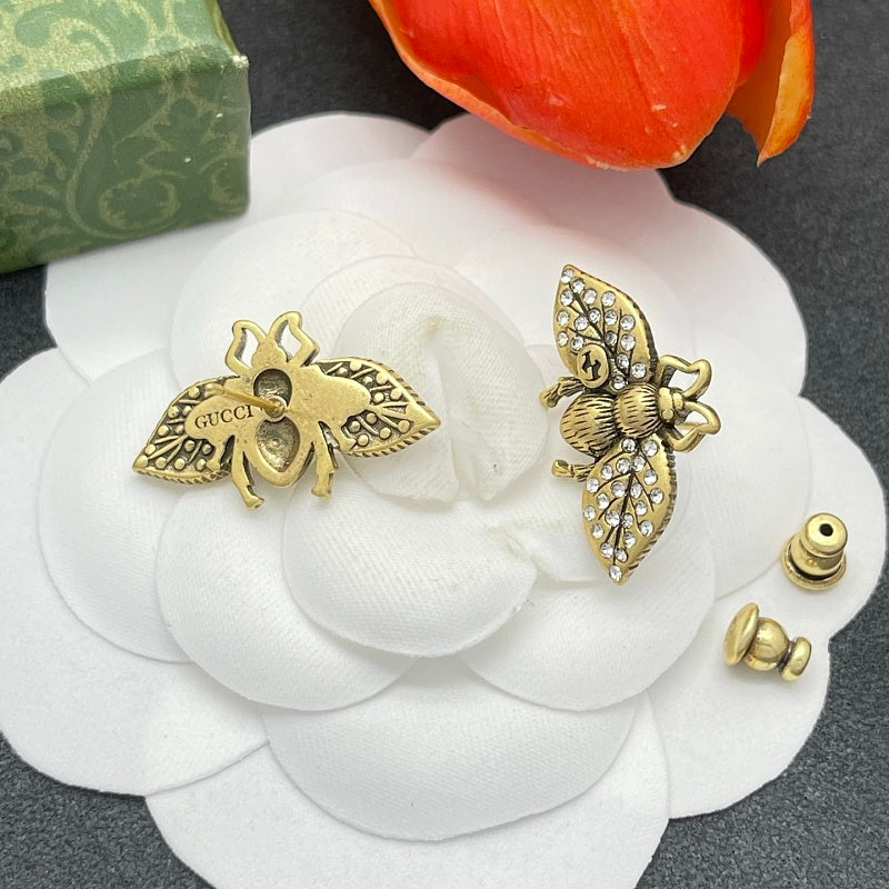 GE75 Women's Classic Bee Earnail Jewelry