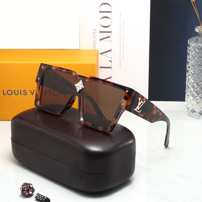 8007 Sunglasses with box
