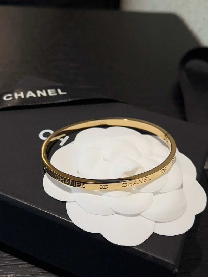 S499  Women's Titanium Steel Bracelet Jewelry