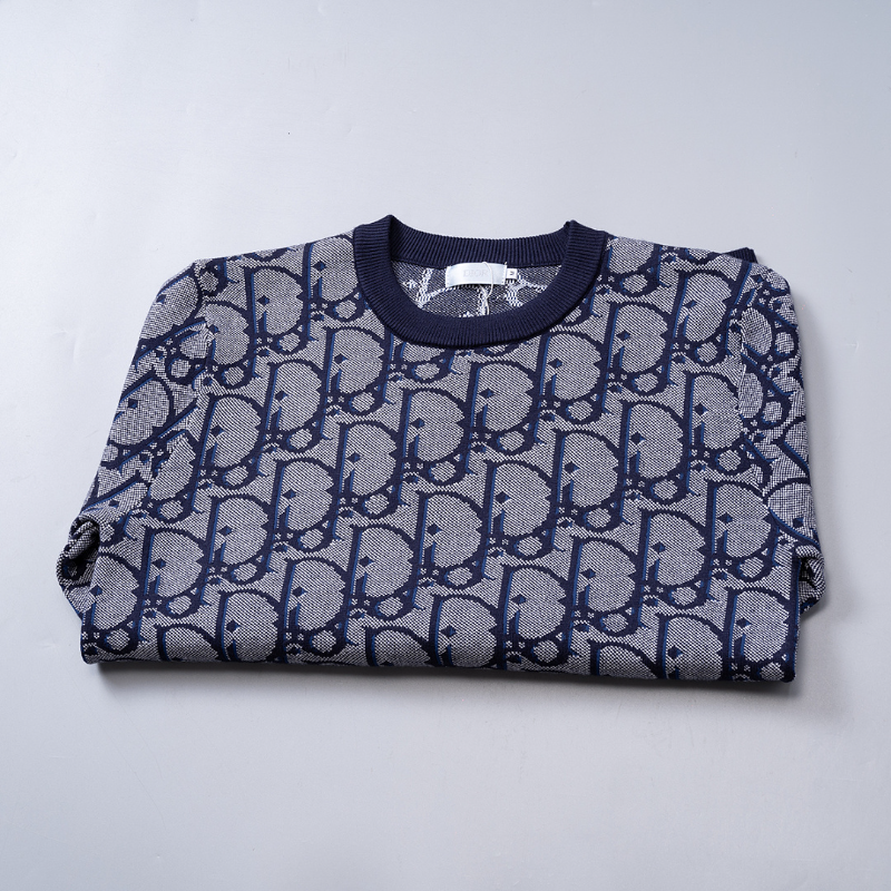 DIC201  New men's autumn and winter round neck sweater pullover sweater wool sweater clothing