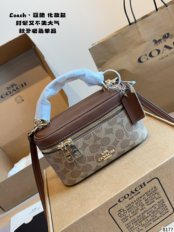 MCP97 bag 19-6-12cm Shoulder bags