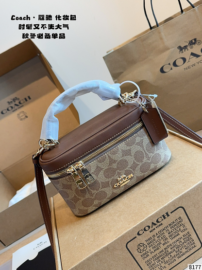 MCP97 bag 19-6-12cm Shoulder bags