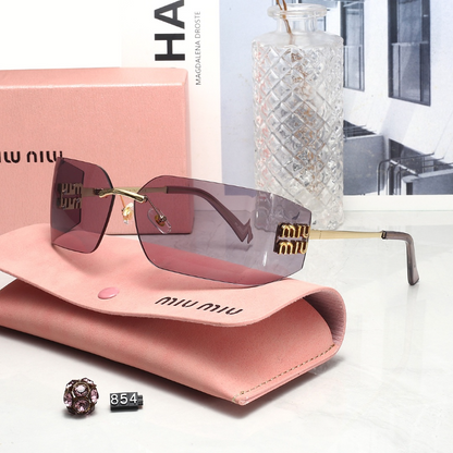 854  Sunglasses with box
