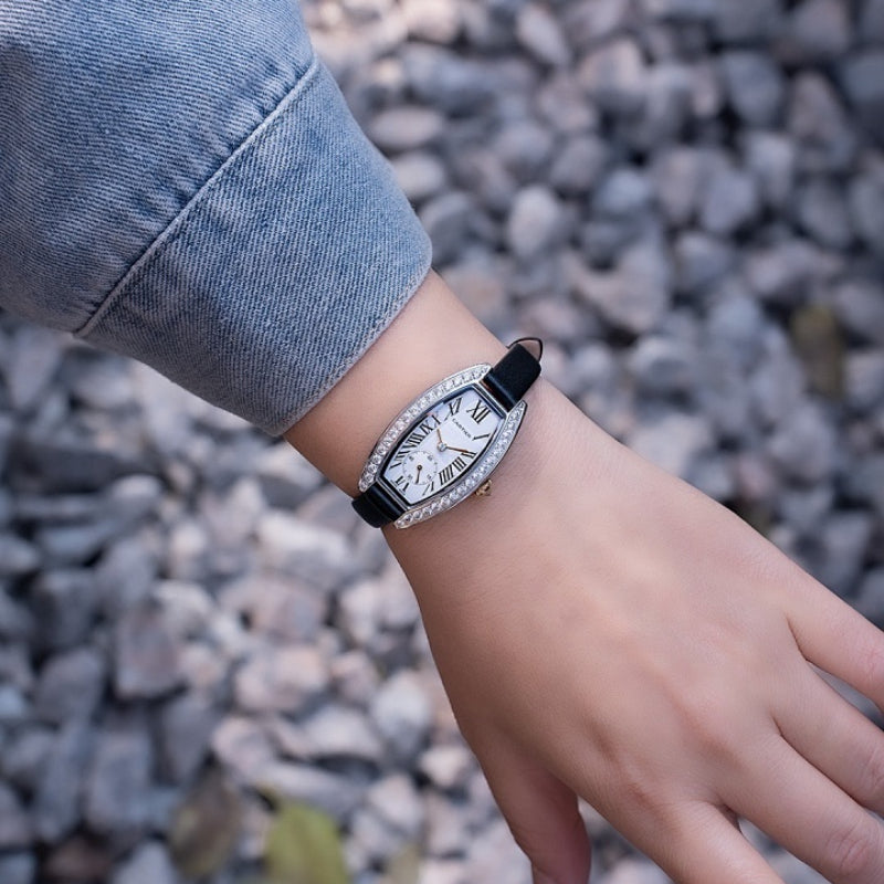 CW21  Women's Soft and Elegant 23mm X30mm Watch