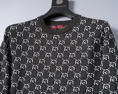 GUC091 New Round neck sweater Clothing