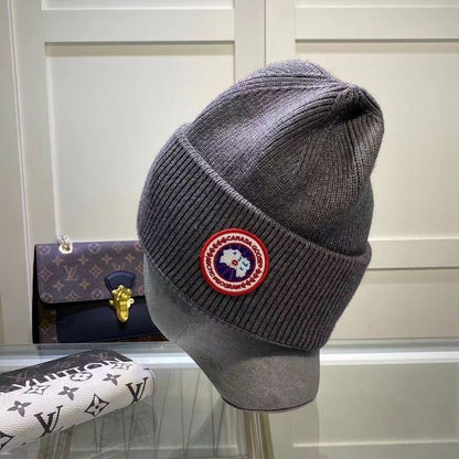 PGH1   Side label yarn knitted hat