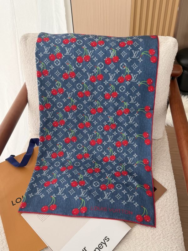 XLC12 Silk satin 90-90CM Scarf