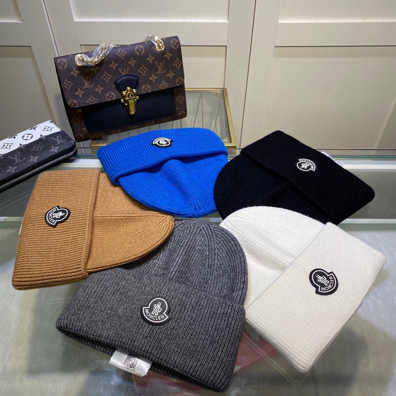 SMH5  Leather badge LOGO knitted hat