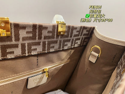 MFP5 Tote Bag 35-30CM Bags