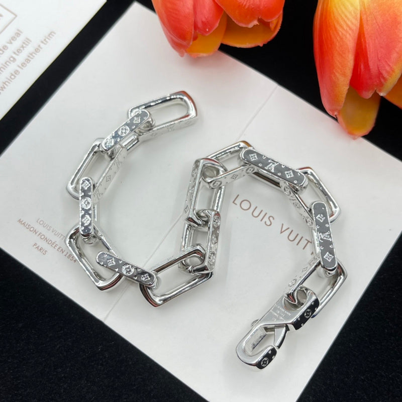 LVN026  Classic chequered suit  JewelryNecklace 50cm bracelet 22cm