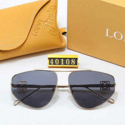 40108  Sunglasses with box
