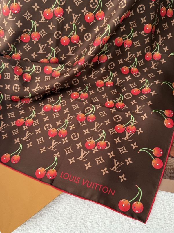 XLC12 Silk satin 90-90CM Scarf