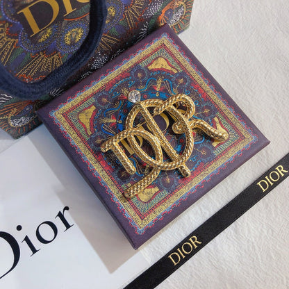 DD010 women brooch gold-plated jewelry