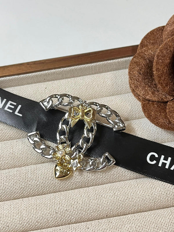 D173  Women's brooch jewelry