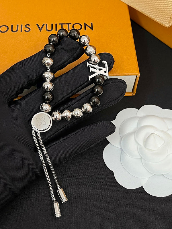 L138   Titanium steel ball bracelet jewelry