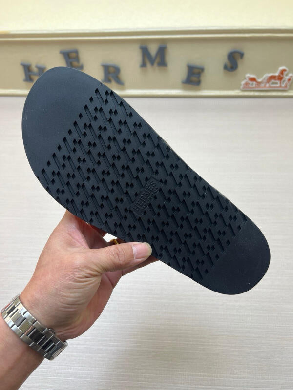 YHS1 Slippers Men shoes 38-46 With box