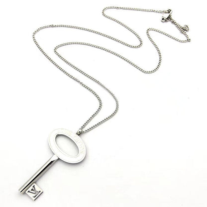 LVN014   Large Key Long Necklace Jewelry