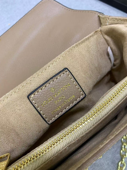 LLP040 Leather bag 21.5x13.5x6CM Bags