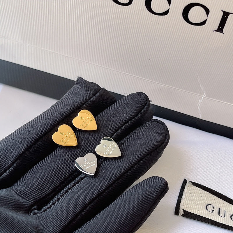 A816   Women's titanium steel heart-shaped earring jewelry