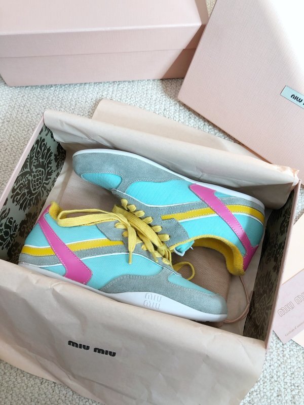 GMS1 Leather Women 35-40 shoes with box