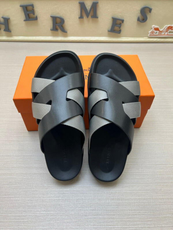 YHS1 Slippers Men shoes 38-46 With box