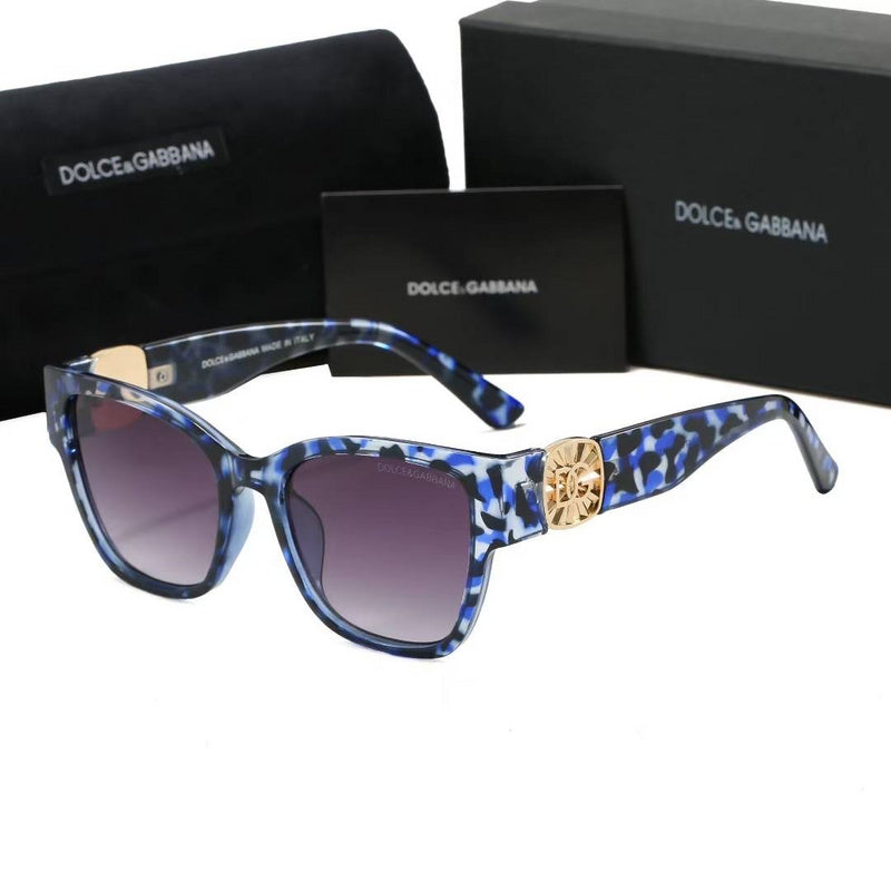 4470  Sunglasses with box