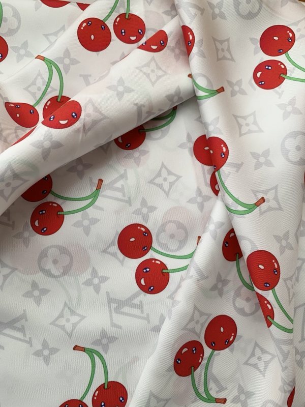 XLC12 Silk satin 90-90CM Scarf