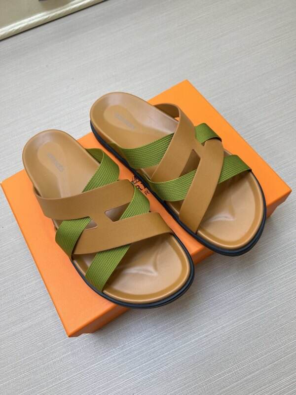 YHS5 Slippers Men shoes 39-46 With box