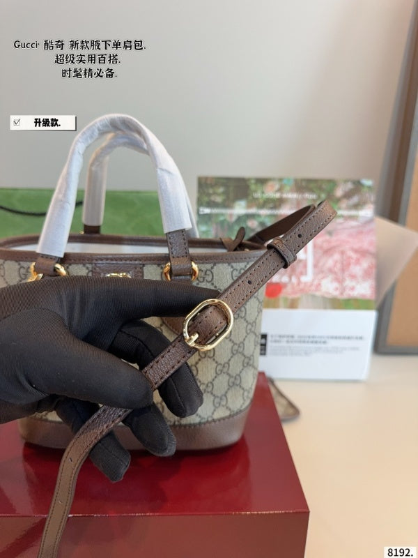 AGP9 Handbag Bag 21-10-18CM Bags With Box