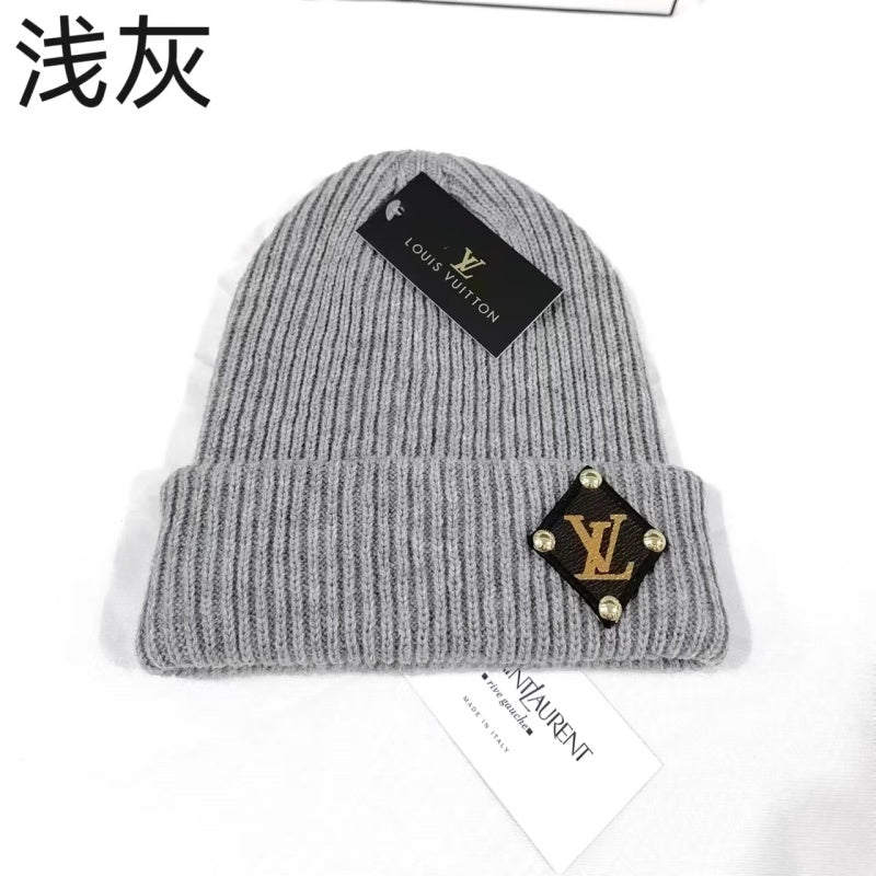 PLH2   New autumn and winter fashion vertical striped hat