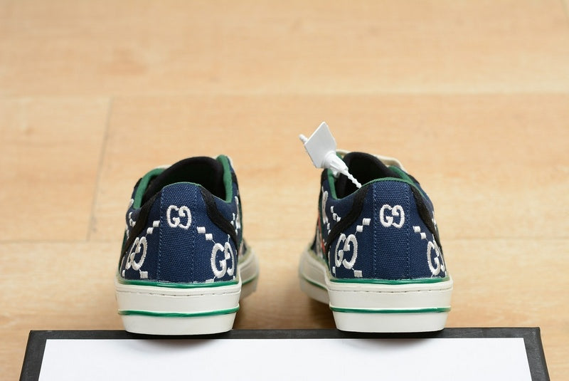 MGS17  Fashion women's and men's sneakers shoes 36-44