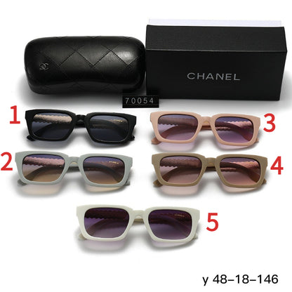 70054 Sunglasses with box