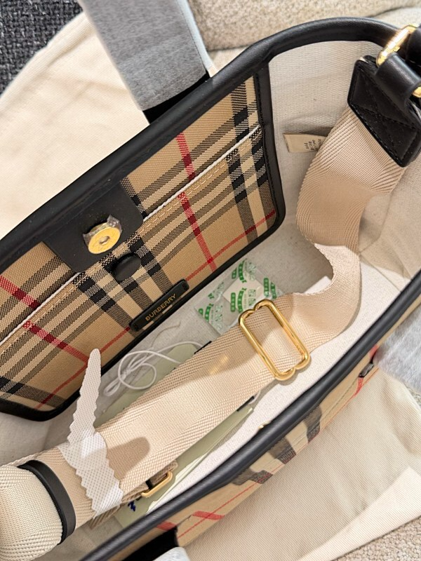 MBUP3 bag 27-16.5-10CM Handbag