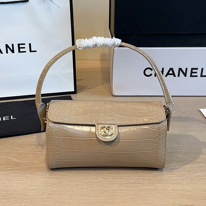 MCP107 Bag 24-11.5-17CM Handbag