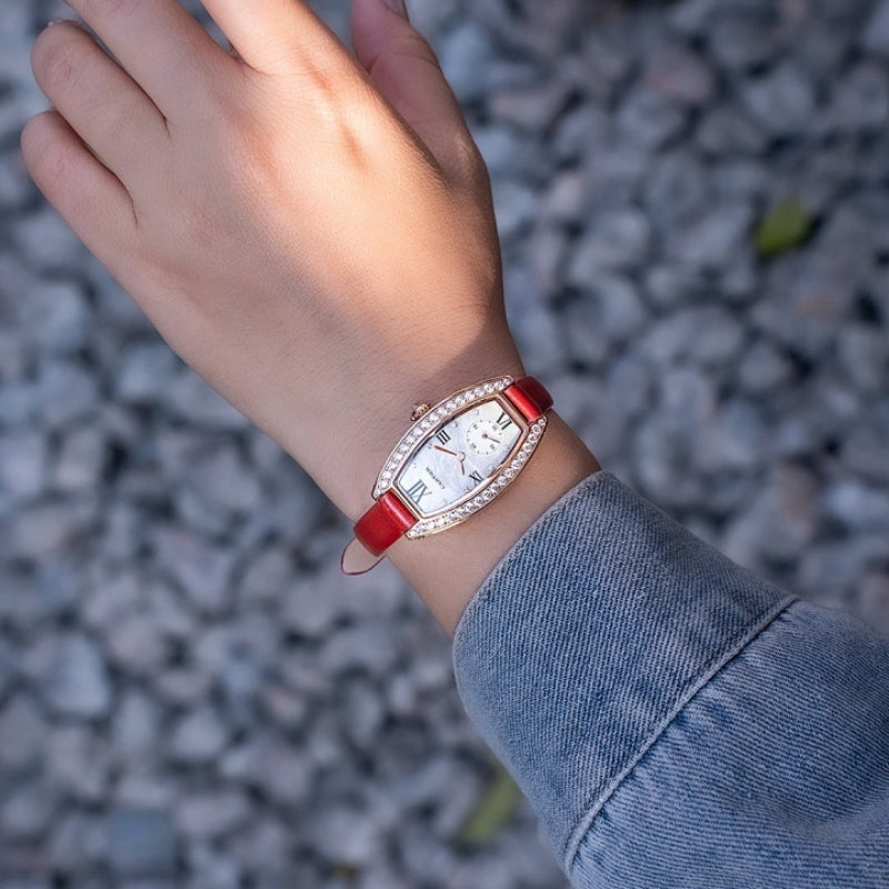 CW21  Women's Soft and Elegant 23mm X30mm Watch