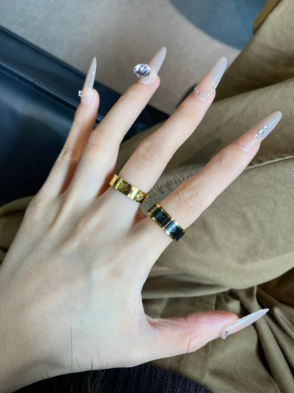 J148  Men's and women's universal titanium steel ring jewelry