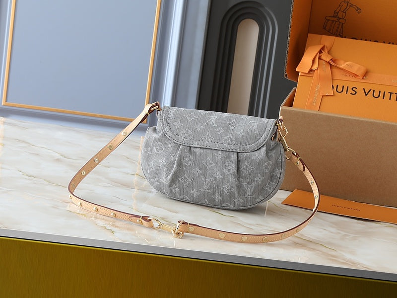 LLP285 bag 27.0-18.0-3.0CM Shoulder bags