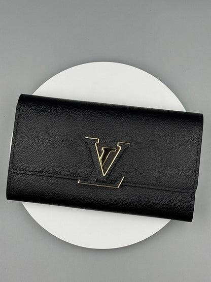 LLP252 Leather Wallets 15-10-3cm with box