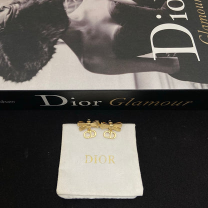 DIE45   Women's new bow letter earring jewelry
